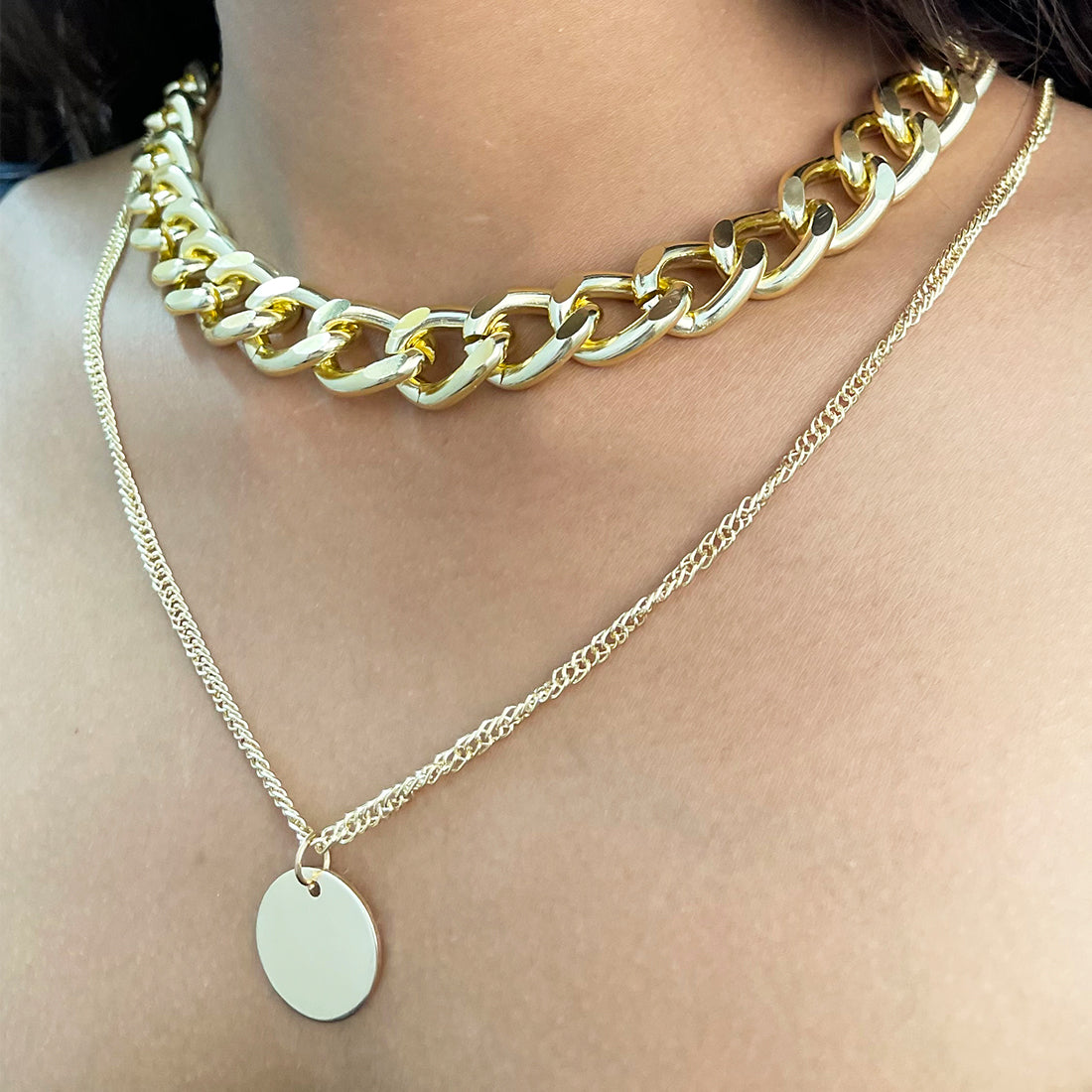 Gold Circular Linked Chunky Chain Necklace